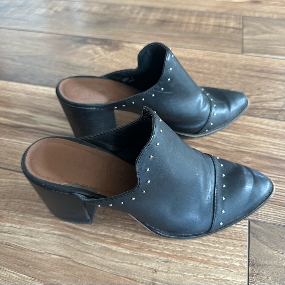 Super comfy slip-on heels